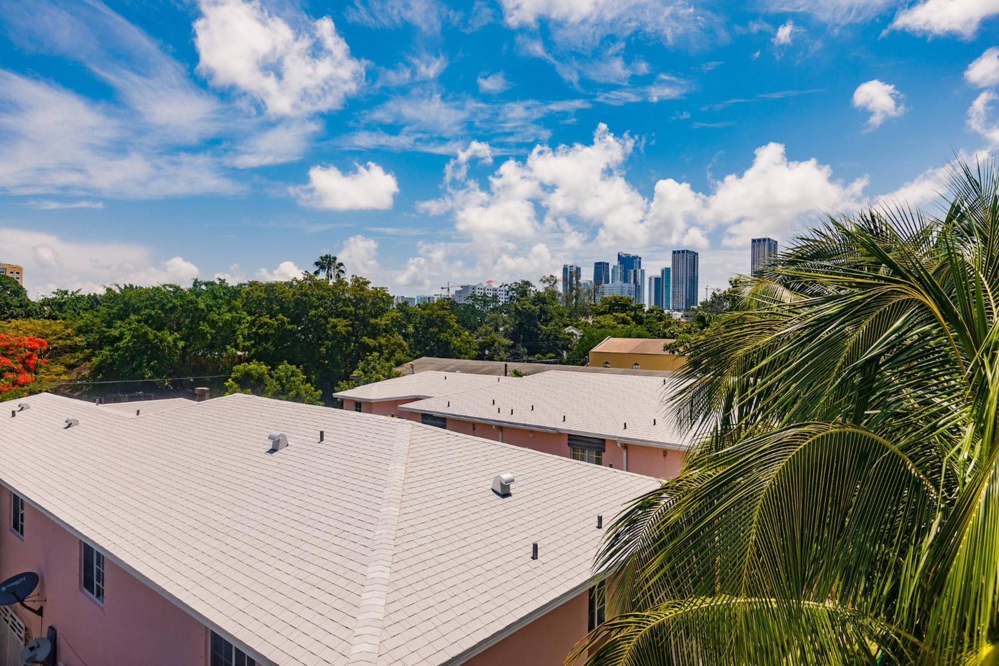 Aerie Apartments ไมอามี ภายนอก รูปภาพ
